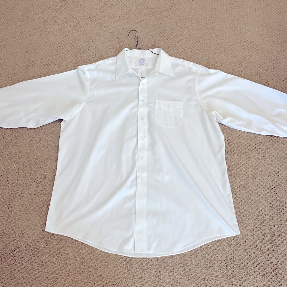 Brooks Brothers classic white non iron dress shirt. Size 18/35